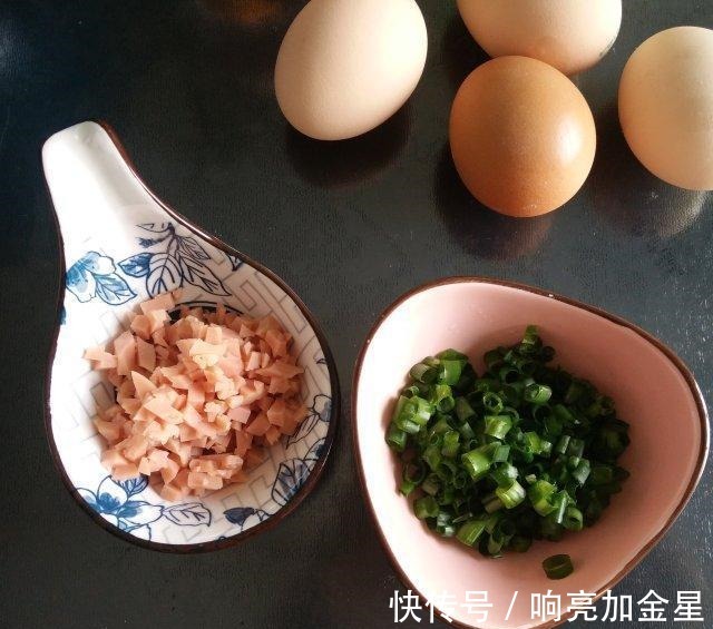 泡打粉|鸡蛋汉堡,宣软咸香,当小吃做早点都可以!