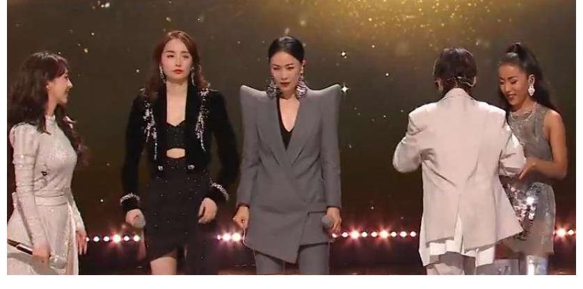 曝徐怀钰参加《浪姐3》，柳岩退出李纯顶替，泳儿童瑶有望加盟