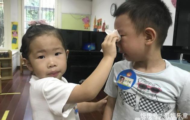 琳琳|6岁男孩带“手机”上学,老师发现后怒摔,家长谁给你的胆子