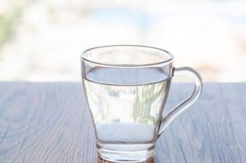 骑自行车|研究血糖45年,医生:想要预防血糖升高,”三种“食物要建议少吃