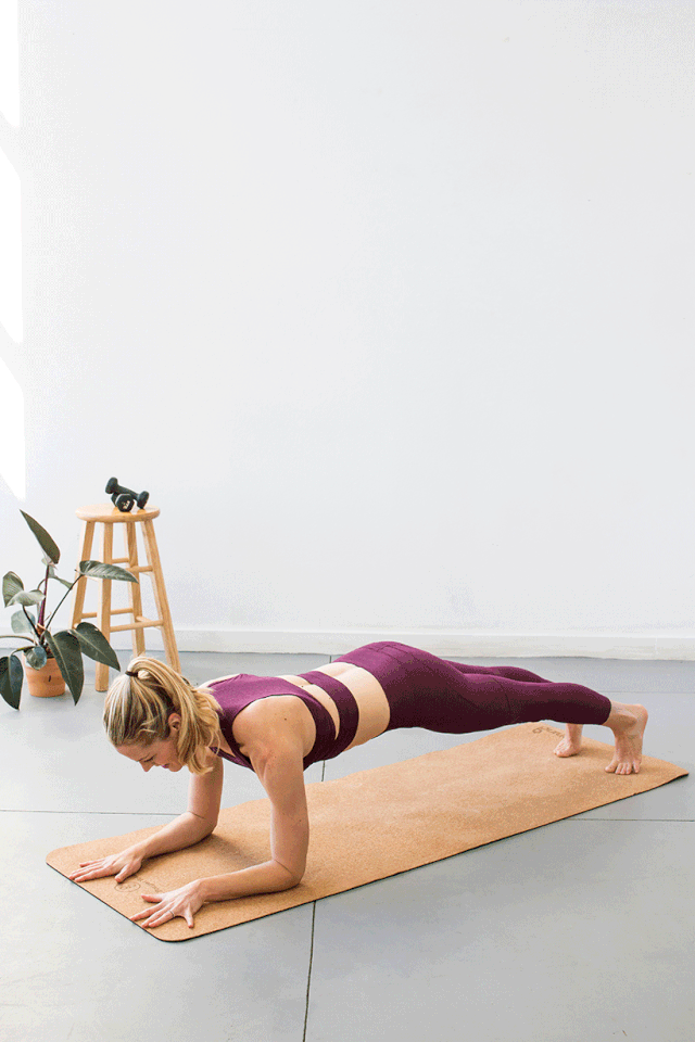 臀部|世界级超模Tatsiana Paulava,身材曲线完美,坚持运动或是关键