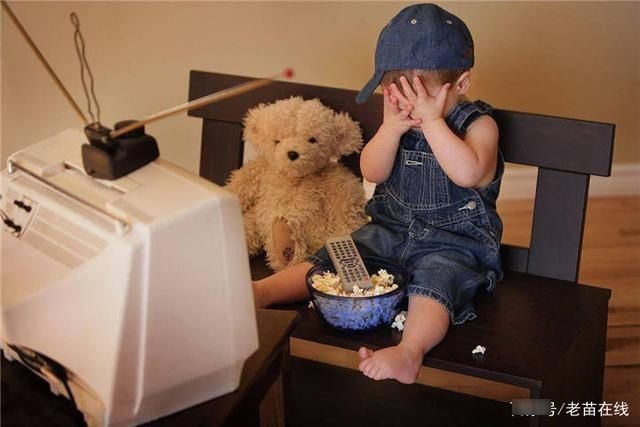 约法三章|婴幼儿能不能看电视？国内外的研究很明确，家长照做即可