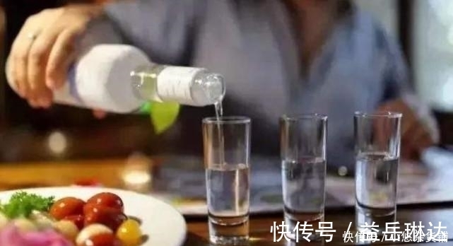 白酒|喝酒时，喝多少度的白酒，对身体好一些？或许“这个度数”较合适