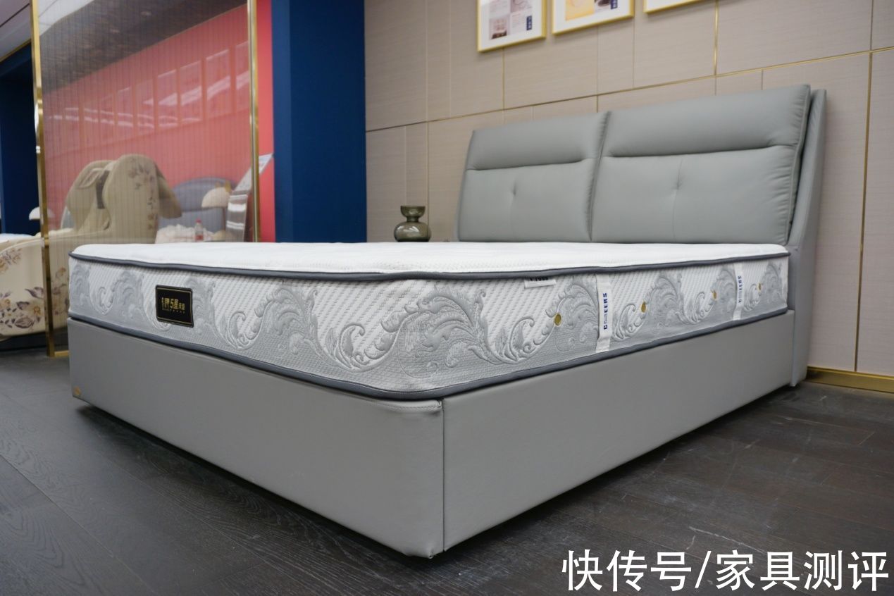 助眠系|芝华仕5星床垫测评：温和“助眠系”套床，一秒切换酣睡模式