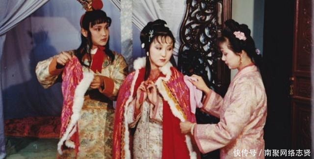  薛宝钗|贾政对贾宝玉的婚事是什么态度？更倾向于林黛玉还是薛宝钗？