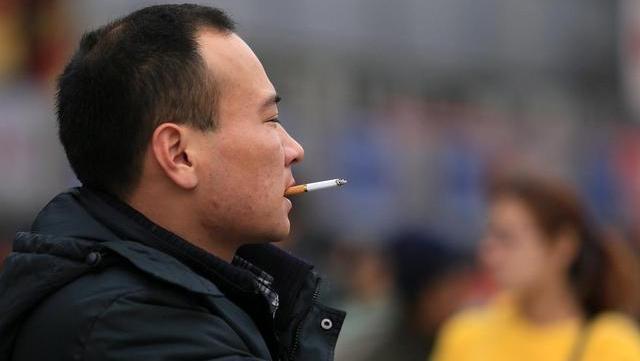 合成|鼻毛为何会“窜”出来提醒你原因多半在自己身上,别掉以轻心