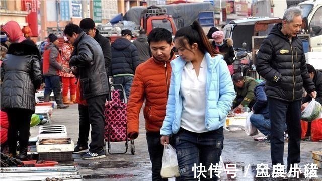 卖相|因孩子喜欢吃的菜肴,一家四口接连患白血病,医生这些东西少碰