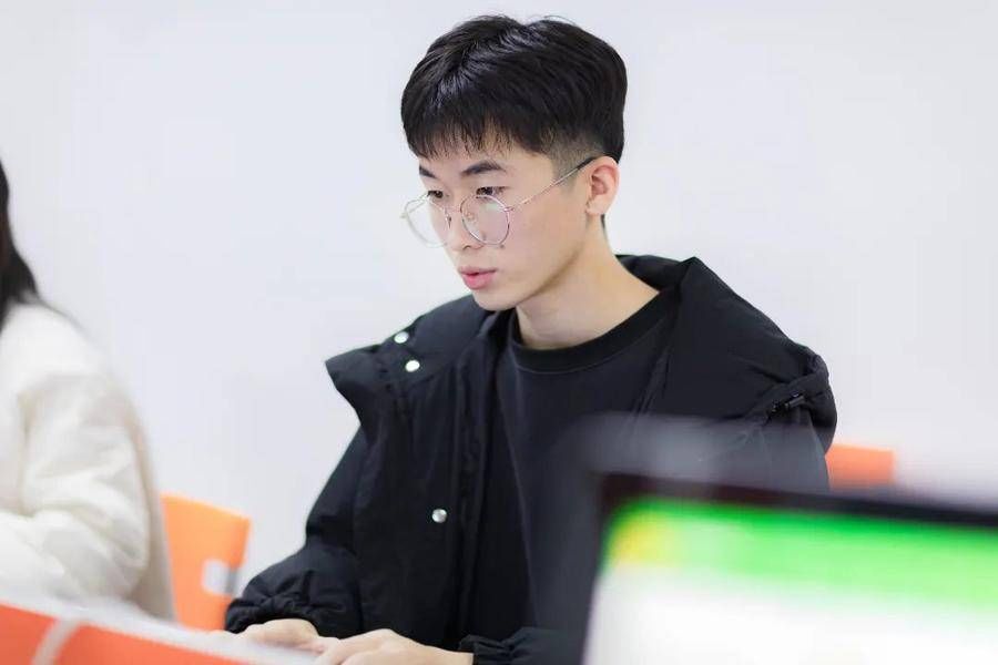 幕后人员|揭秘双十一，山东工业职业学院这些“幕后人员”在静悄悄的干啥？