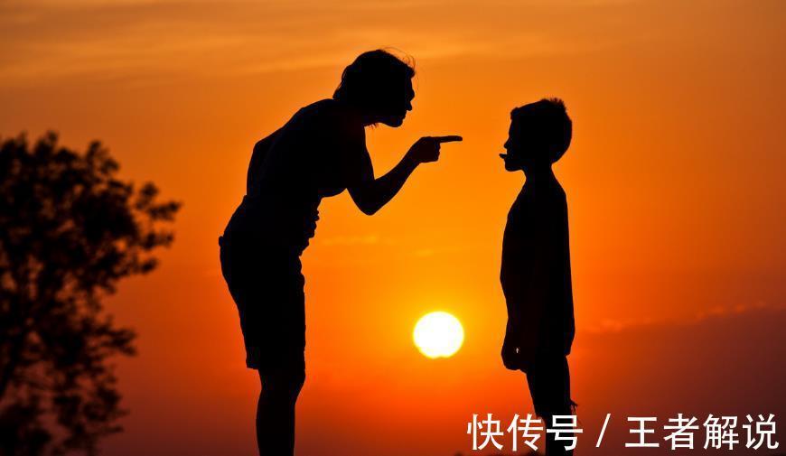 儿子|儿子老抱怨,妈妈给他看“账单”:你能不搬砖,全靠我砸钱!