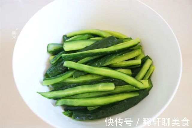 调味料|做酱黄瓜，别忘了这3种调味料，参照我的做法，又香又脆