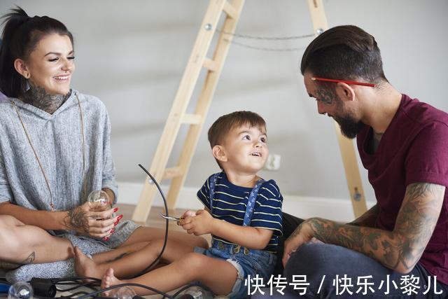 朋友之间|养育男孩,家长要趁早培养孩子这4种能力,孩子的未来会更加出色