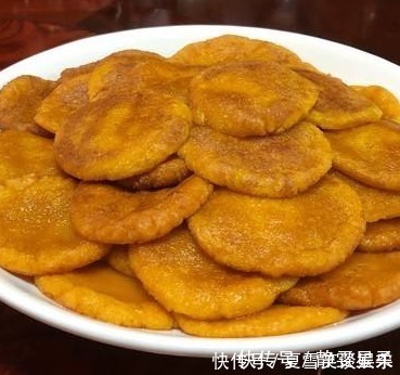 做南瓜饼时,还在用油炸大厨教你“1招”,低油少糖超美味