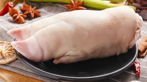 吃猪蹄和猪皮能补充胶原蛋白吗？