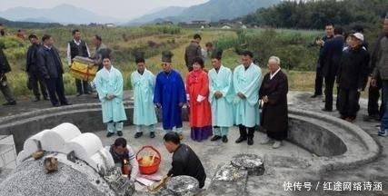 回来|明朝大将出征,在一邻国留下2000后裔,如今子孙年年回来祭拜