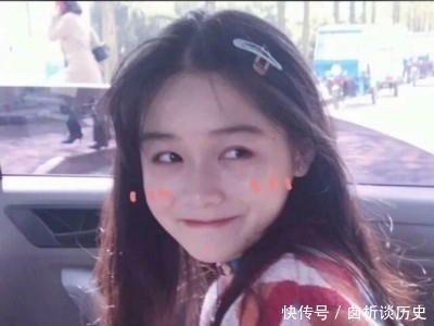 女生“散头发”还是“扎头发”好看?想知道自己发型,关注这3点