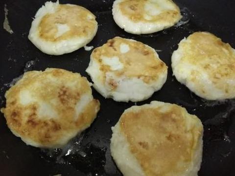 脾胃|要想孩子脾胃好，多吃这食物，做成早餐，色泽金黄，口感香糯