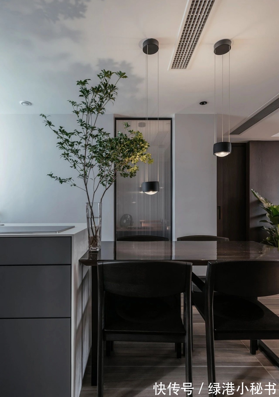 案例|装修案例欣赏：沉稳低调又富有个性的130平居家设计！