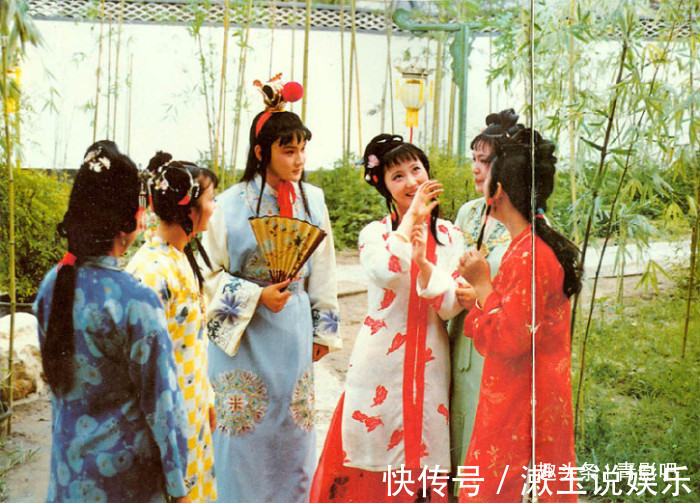 黛玉#宝钗有金锁、湘云有金麒麟、宝玉有通灵玉，那黛玉有什么