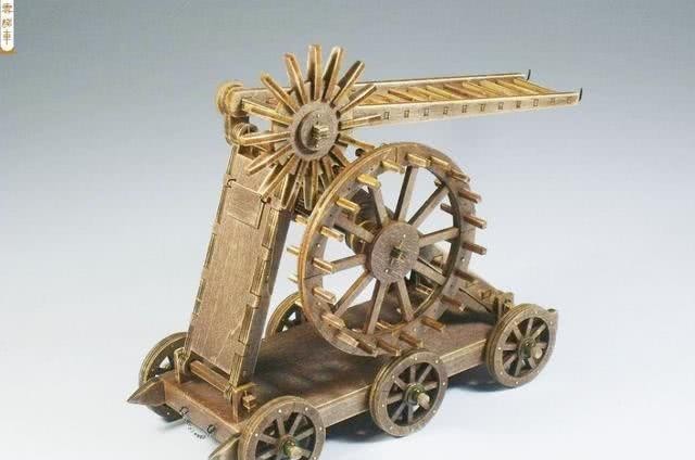 梯子|十分钟了解古代守城士兵,为什么不推倒梯子,还往下面扔石头?