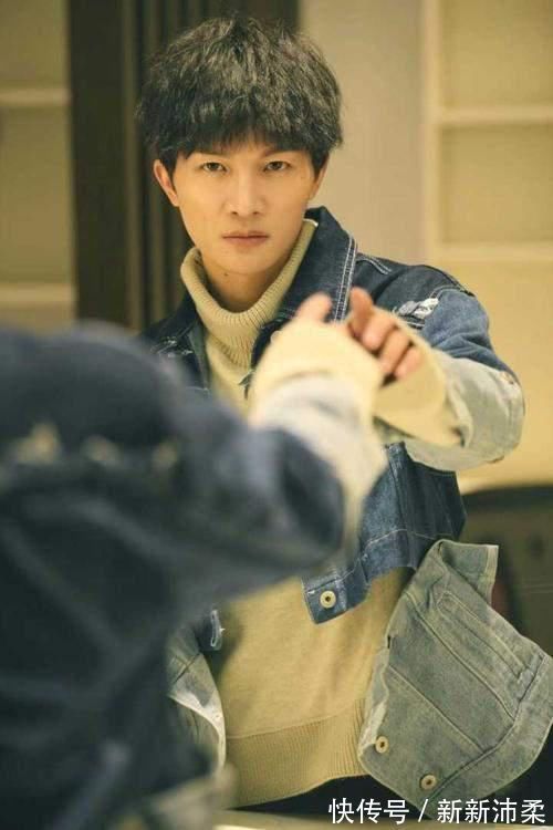 “小太陽”周深：從飽受欺凌到歌壇傳奇，他的經(jīng)歷使人心疼