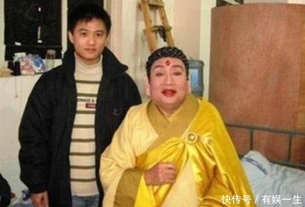 扮演如来佛祖的演员去了泰国,想买一尊佛像,结果发现是自己