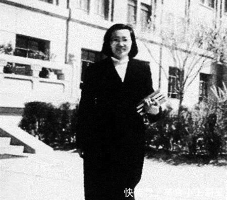 女博士突破美国封锁，放弃诺贝尔奖也要回中国，就是为了造原子弹！