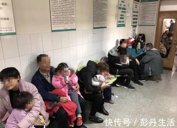 孩子|儿子高烧医院排队445号,医生只忙着打私人电话,家长情绪崩溃