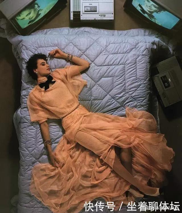 法国传奇超模,出身高贵才华横溢,曾为香奈儿第一御用模特