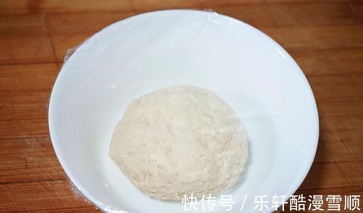 不吃后悔系列茶香浓郁的红茶奶酥,最适合闲暇时刻吃的小甜点