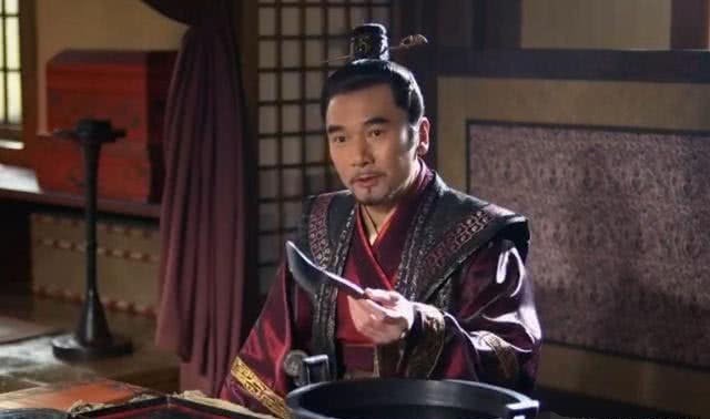 公鸡|秦王要吃公鸡下的蛋,诸大臣束手无策,却被7岁小神童1句话解决!