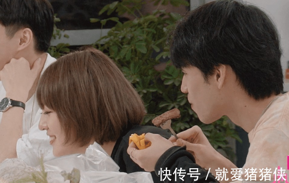 陳思銘|心動(dòng)的信號(hào)4女3方彬涵喂牛排給男2，男4直接吃醋說撒糖吧！