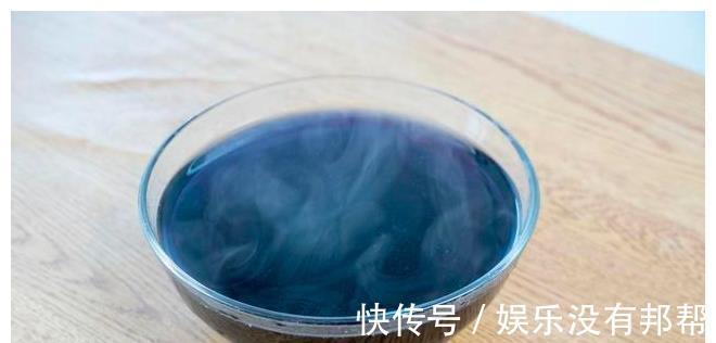 柠檬汁|紫甘蓝居然可以这样吃,不用炒不凉拌,营养又美味,孩子点名要吃