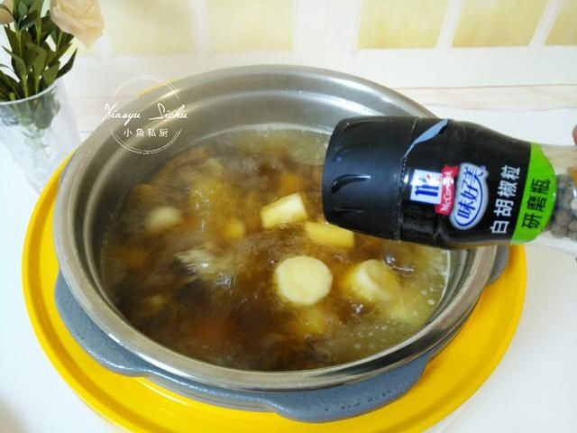 炖羊肉汤时,别直接下锅,牢记这3步,汤浓肉鲜香,还没膻味