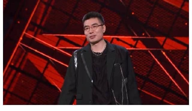 脫口秀大會(huì)舉辦了4季，冠軍都是誰(shuí)？現(xiàn)在怎么樣了？