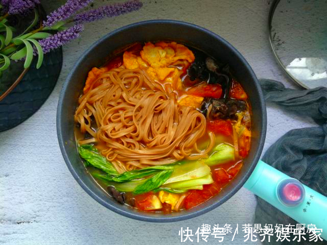 鸡脯肉|冬至饺子夏至面，老传统不要忘，分享6种面条的做法，平安入苦夏