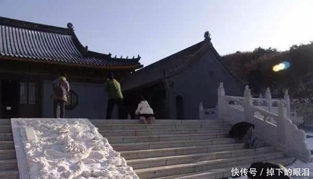 老年|中国最后一座真正的寺院:不设功德箱、禁止旅游!每天只吃一顿饭