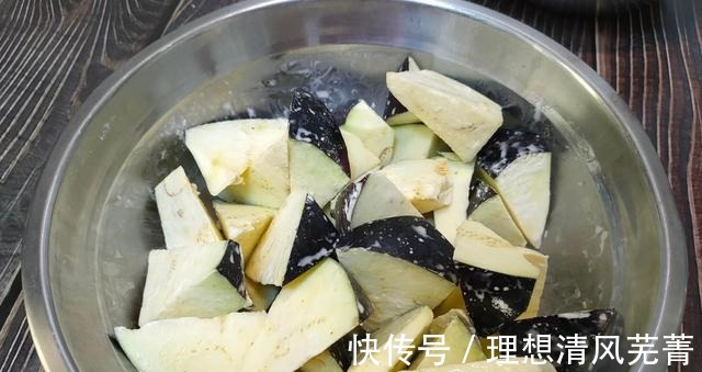 土豆|茄子和它是绝配下饭菜，口感不输大鱼大肉，5块钱做一大盘！