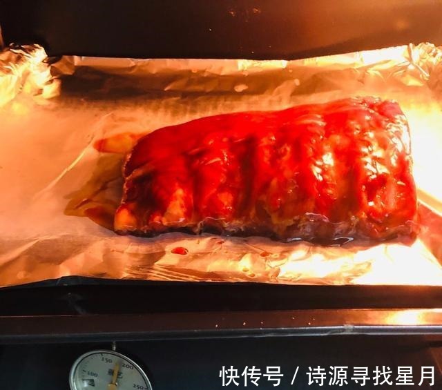 猪肋排|居家烤肉常备秘制烤猪排,外焦里嫩,肉香十足,食肉者的最爱!
