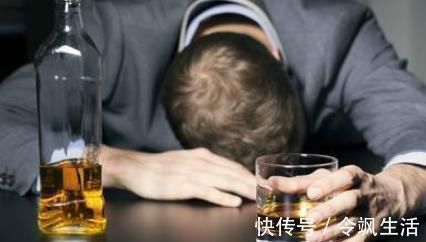 酸性食物|得了痛风,5种食物管不住嘴,病情可能会一直加重