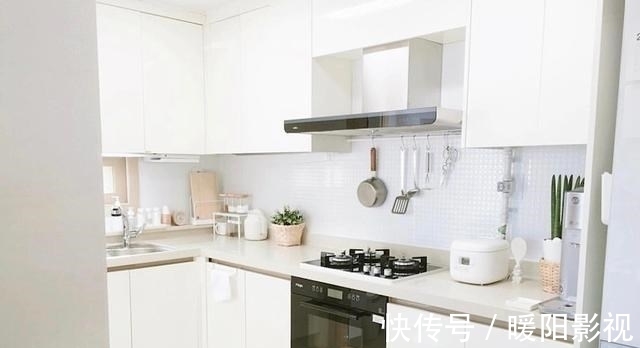 收拾|66㎡小家,少装柜子不浪费面积,每天把家收拾得整齐干净,很漂亮