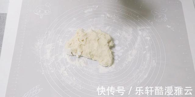 馒头|不醒发就能做的牛奶小馒头，奶香松软，一口一个停不下来