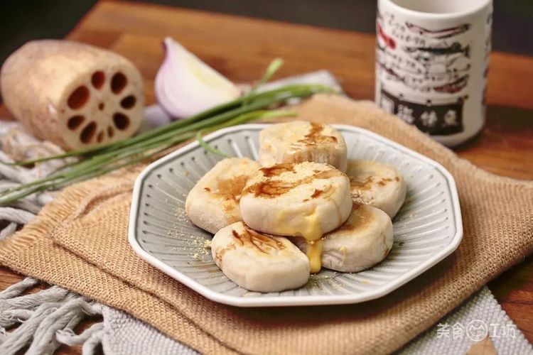 这是年糕最幸福的吃法,烫嘴也要抢着吃