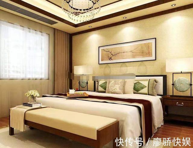 床尾凳|小卧室怎样提高收纳过来人给你答案,照着装储物空间翻倍