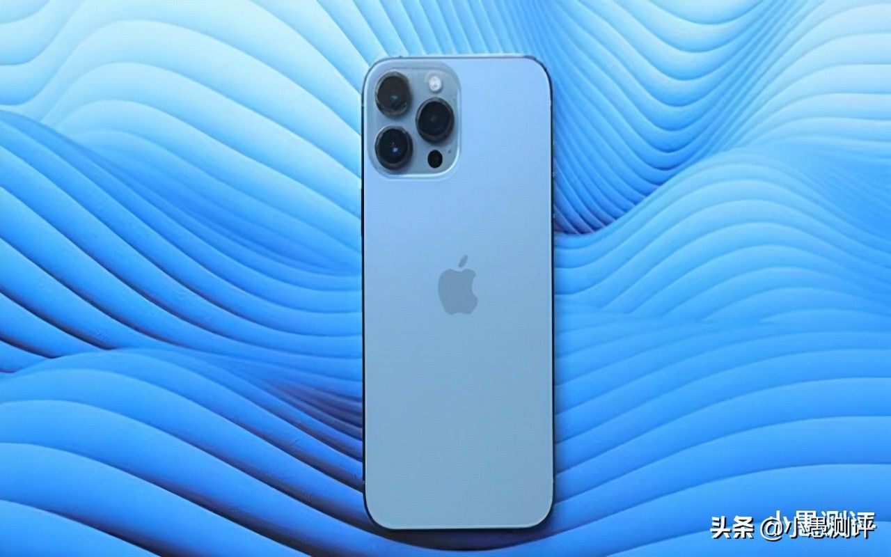 上手|苹果iPhone13 Pro Max上手：补齐短板后，真的很“可怕”
