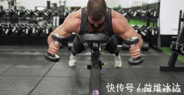 顶峰|想要宽大饱满的肩部,安排这3种孤立侧平举