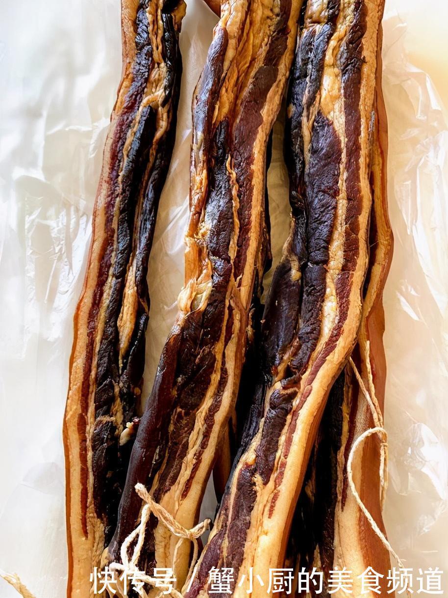腊肉|做腊肉,只放盐是不对的,少了“它”,腊肉易长霉,还不能久放
