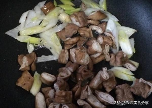 女生|女生被生理期折磨,直男的表现差点把她气得吐血