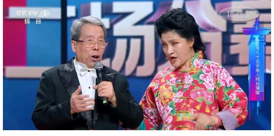 《星光大道》年度总决赛第二场，挑战者几乎全军覆没，比了个寂寞