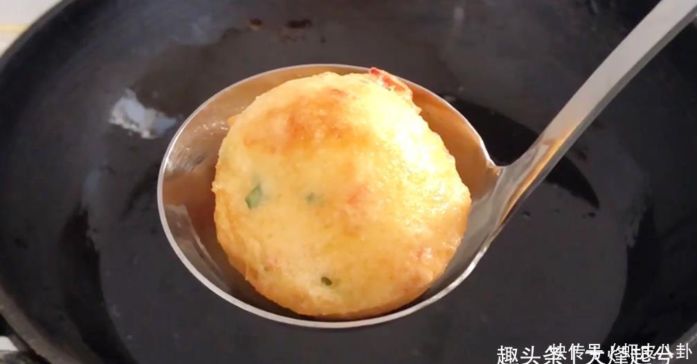 早餐|早餐最爱鸡蛋泡泡,做法简单,手不沾面不擀面,外酥里软家人爱吃