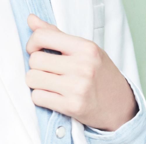 新成员|王牌对王牌回归并官宣新成员，看清晒照，粉丝激动尖叫，期待鹿晗！